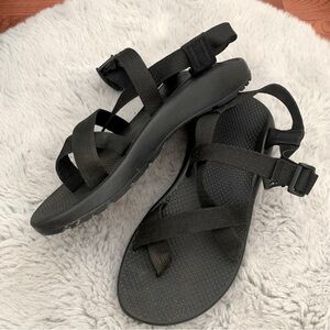 Chaco Women's Z/2 Classic Hiking Sandal Black